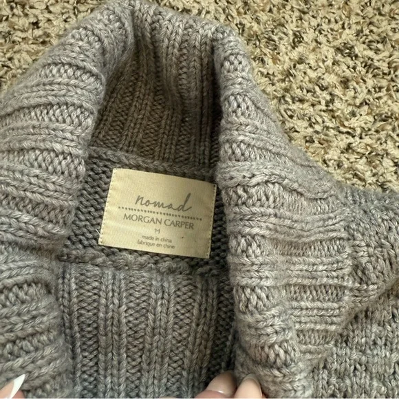 Nomad by Morgan Carper Women’s Grey Knit Tassel Turtleneck Sleeveless Dress Med - Picture 11 of 14